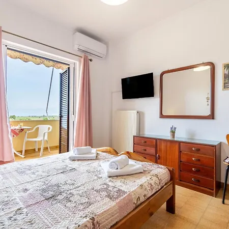 Apartment Lotus 4 *
