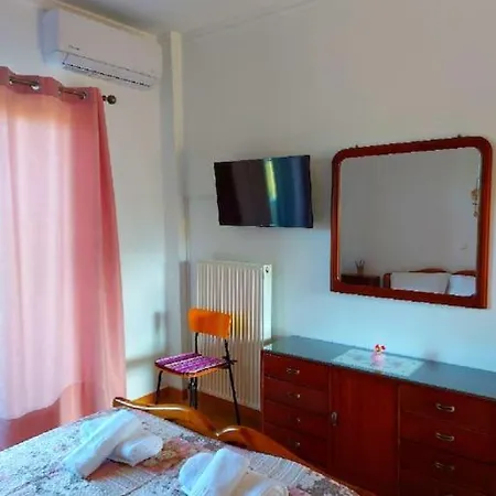 Lotus 4 Apartamento Almiros Beach